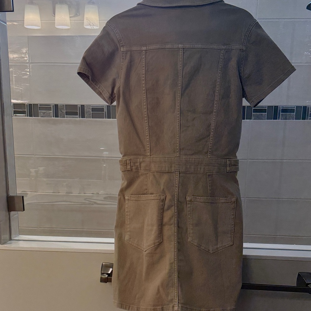 Good American Tan Utility Jean Dress with zip up and buttons. Size Medium - Picture 11 of 11